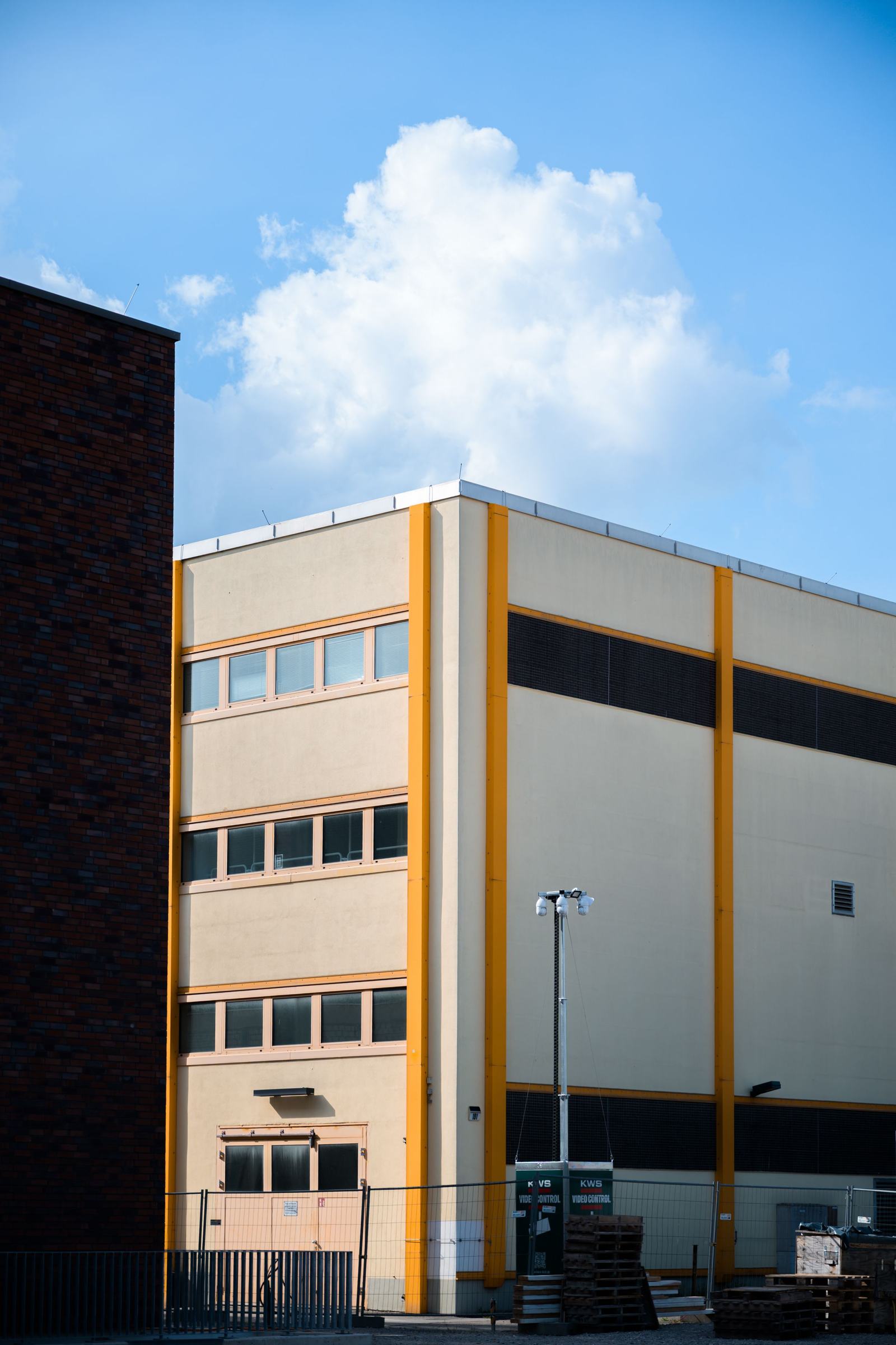 Manufacturing plant cleaning in West Michigan